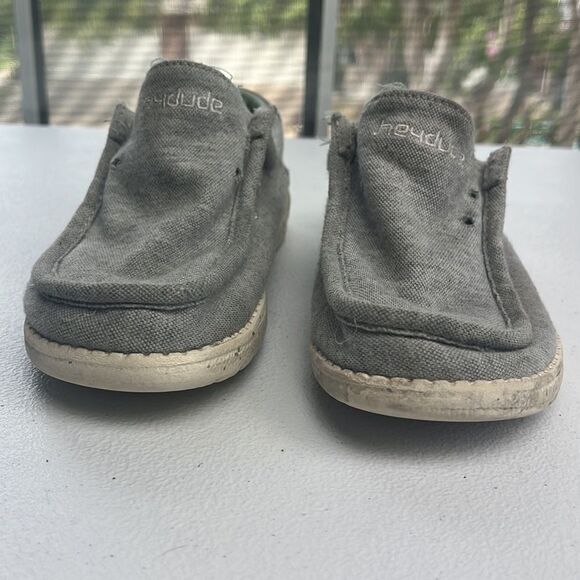 Hey Dude Wally Youth Stretch Grey Round Toe Low Cut Memory Foam Chukka Loafer Y1 - Picture 5 of 8